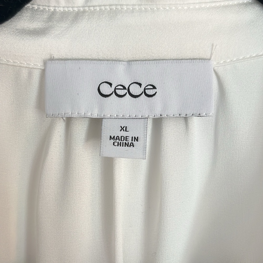 NWT White satin work blouse, pearlized buttons - Picture 3 of 6